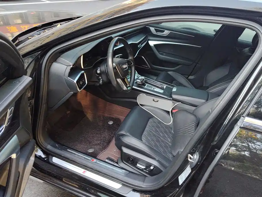 Audi A6L — миниатюра 9