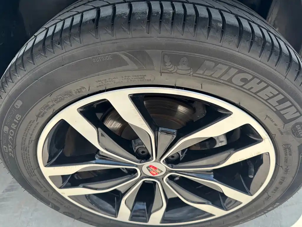Roewe RX5 — миниатюра 15