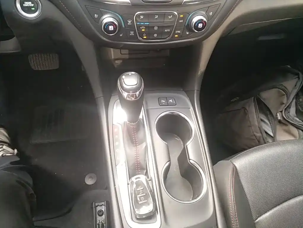 Chevrolet Equinox — миниатюра 14