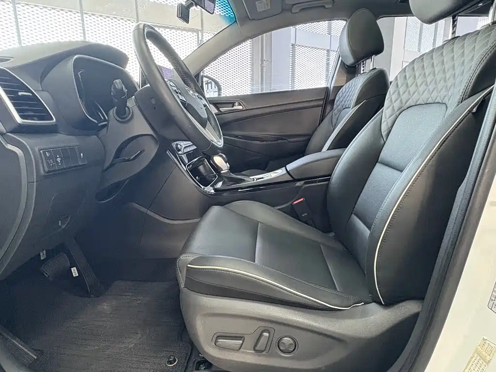 Hyundai Tucson — миниатюра 4
