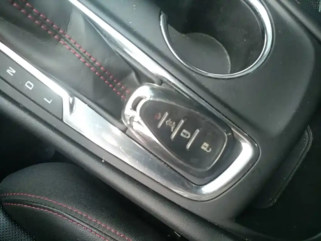 Chevrolet Equinox — миниатюра 9