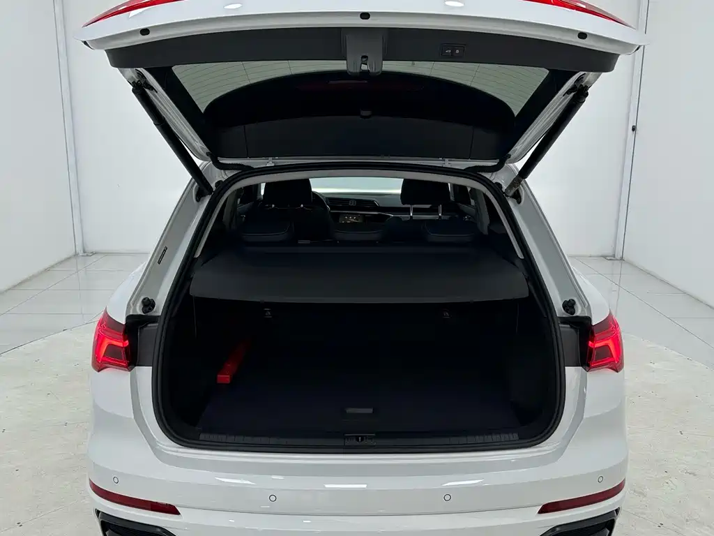 Audi Q3 — миниатюра 15