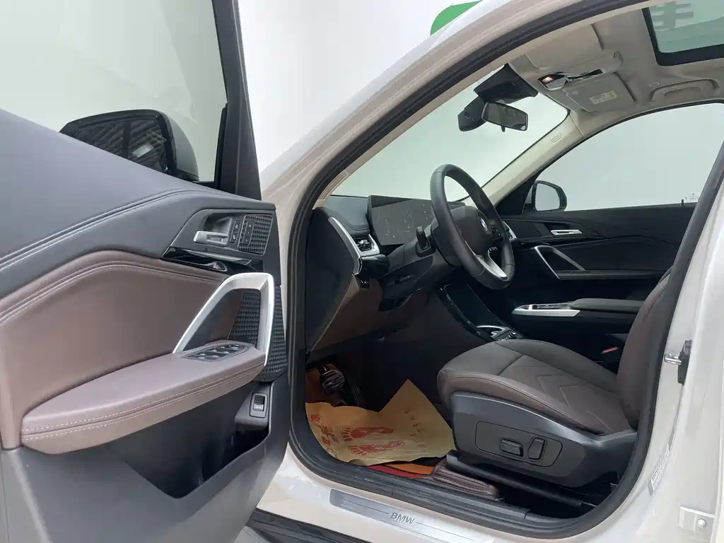 BMW X1 — миниатюра 15