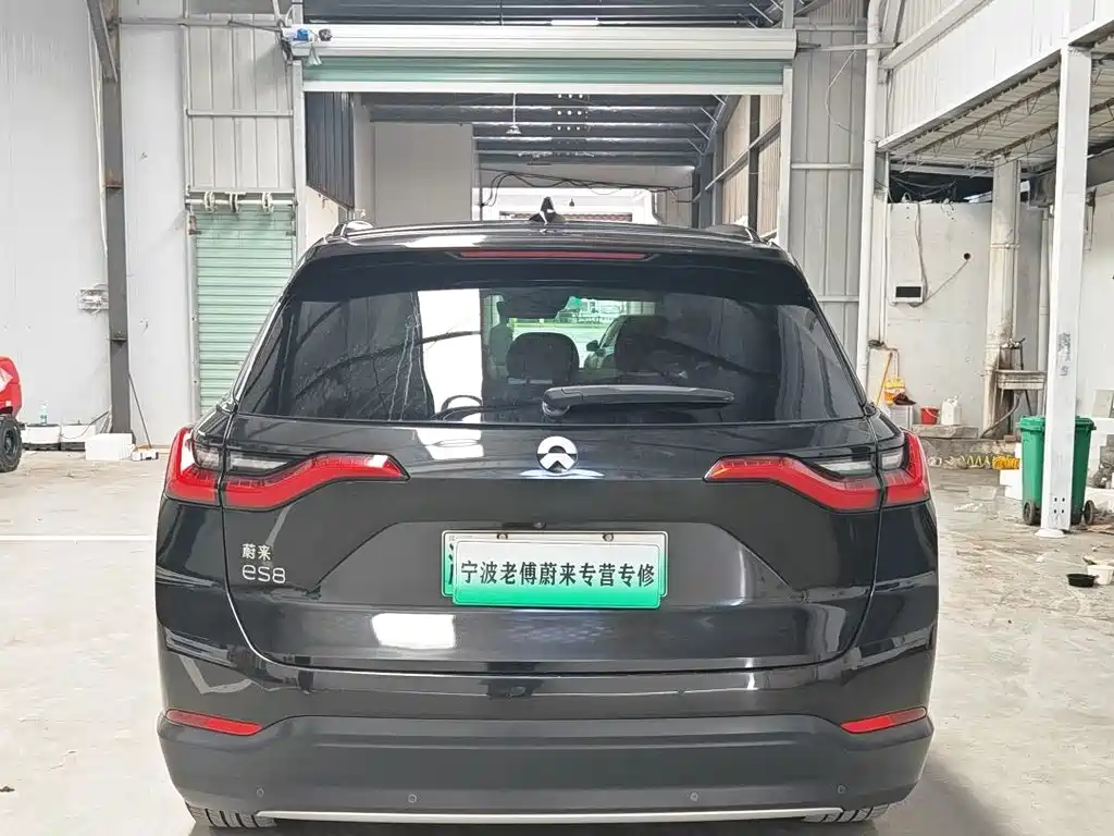 NIO ES8 — миниатюра 4