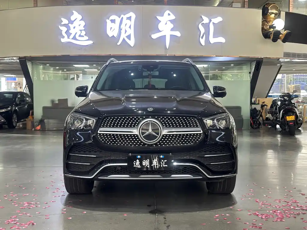 Mercedes-Benz GLE (Import) — миниатюра 2