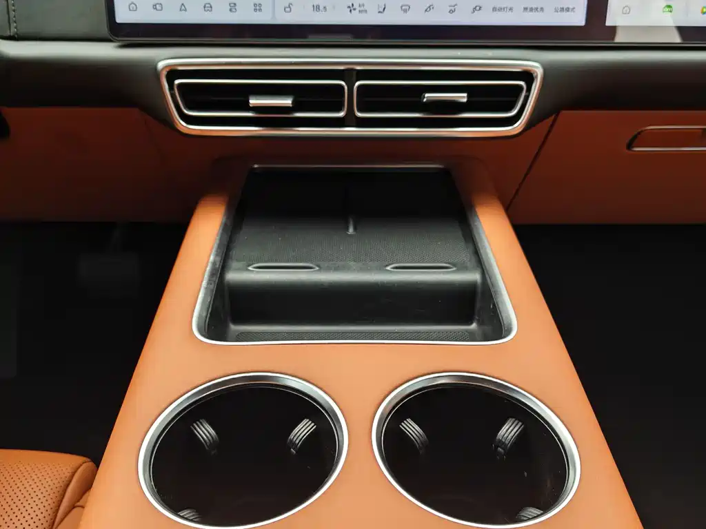 Li Auto Li L9 — миниатюра 10