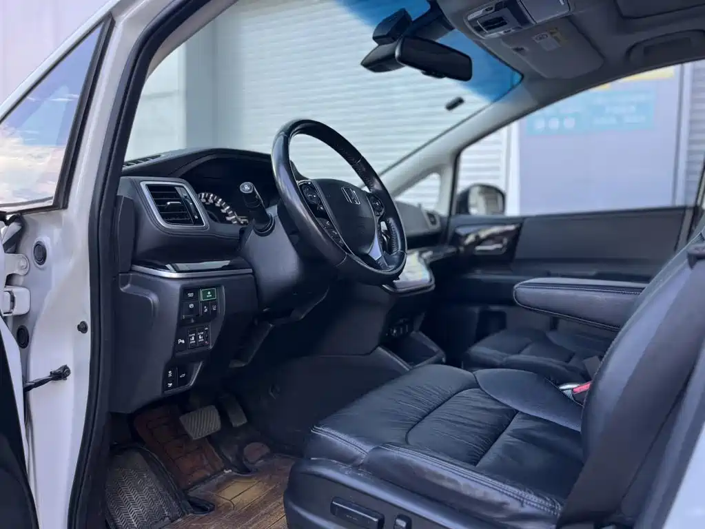 Honda Odyssey — миниатюра 14