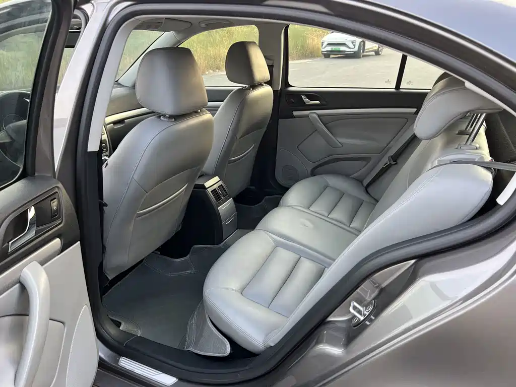 Skoda Octavia — миниатюра 14
