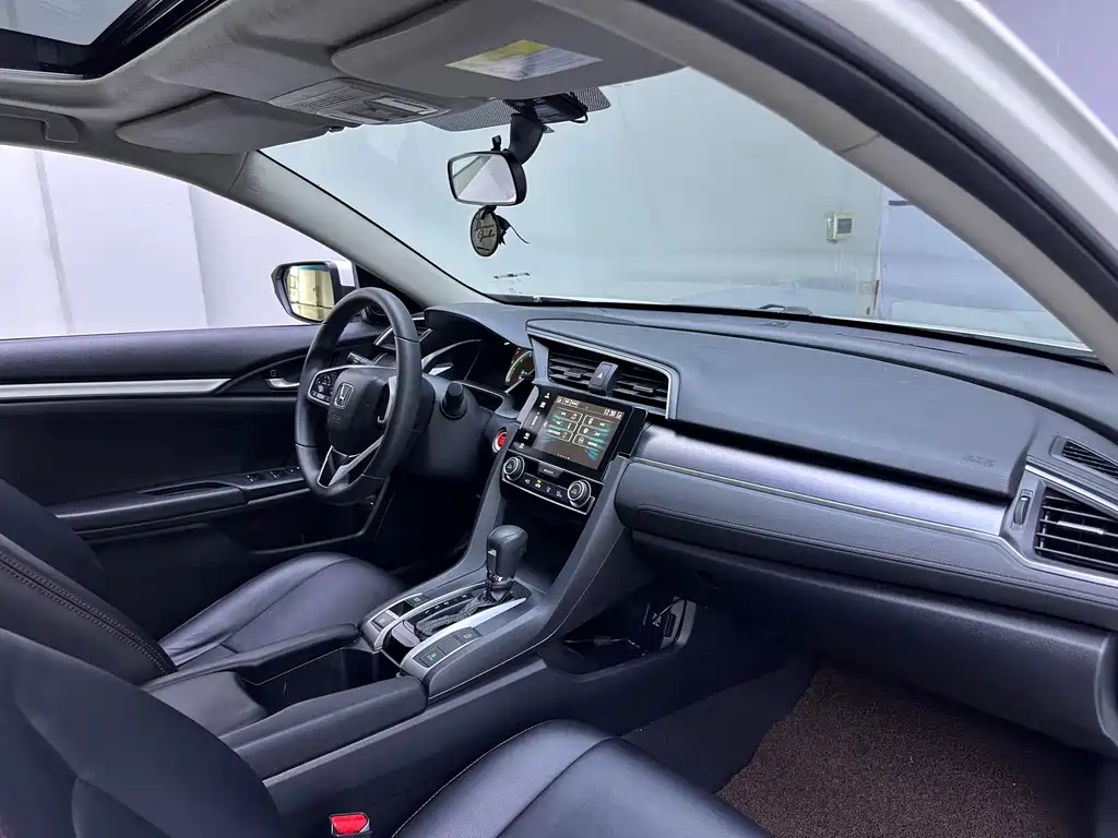 Honda Civic — миниатюра 11