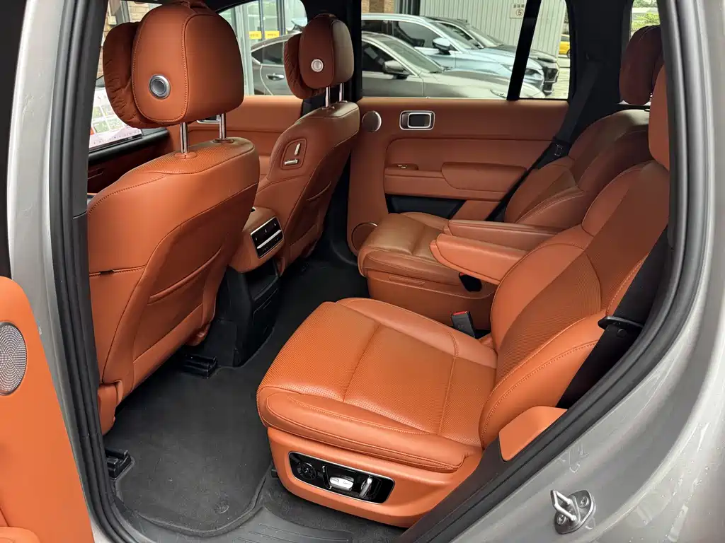 Li Auto Li L8 — миниатюра 9