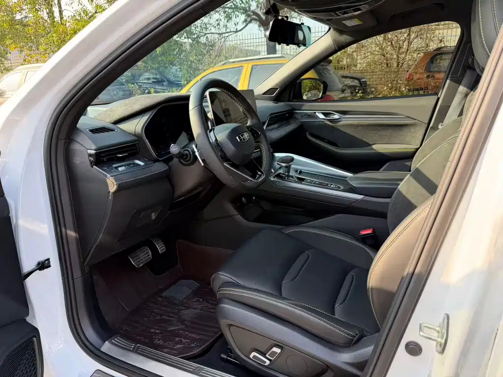 GEELY AUTOMOBILE XINGRUI