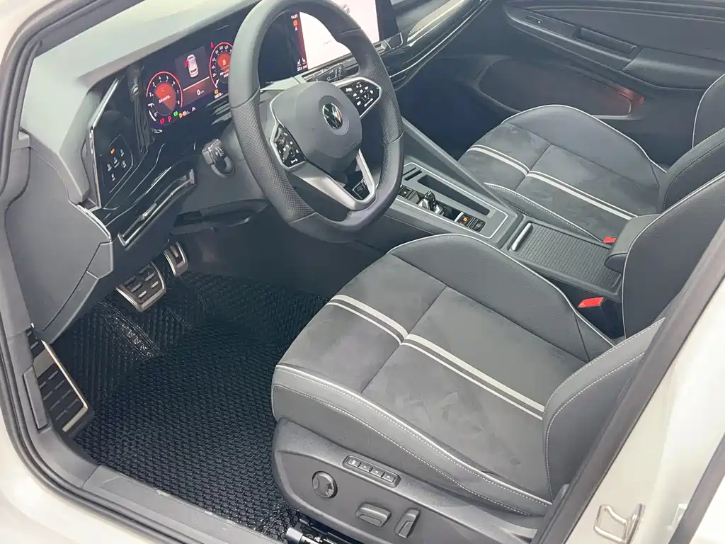 Volkswagen Golf — миниатюра 13