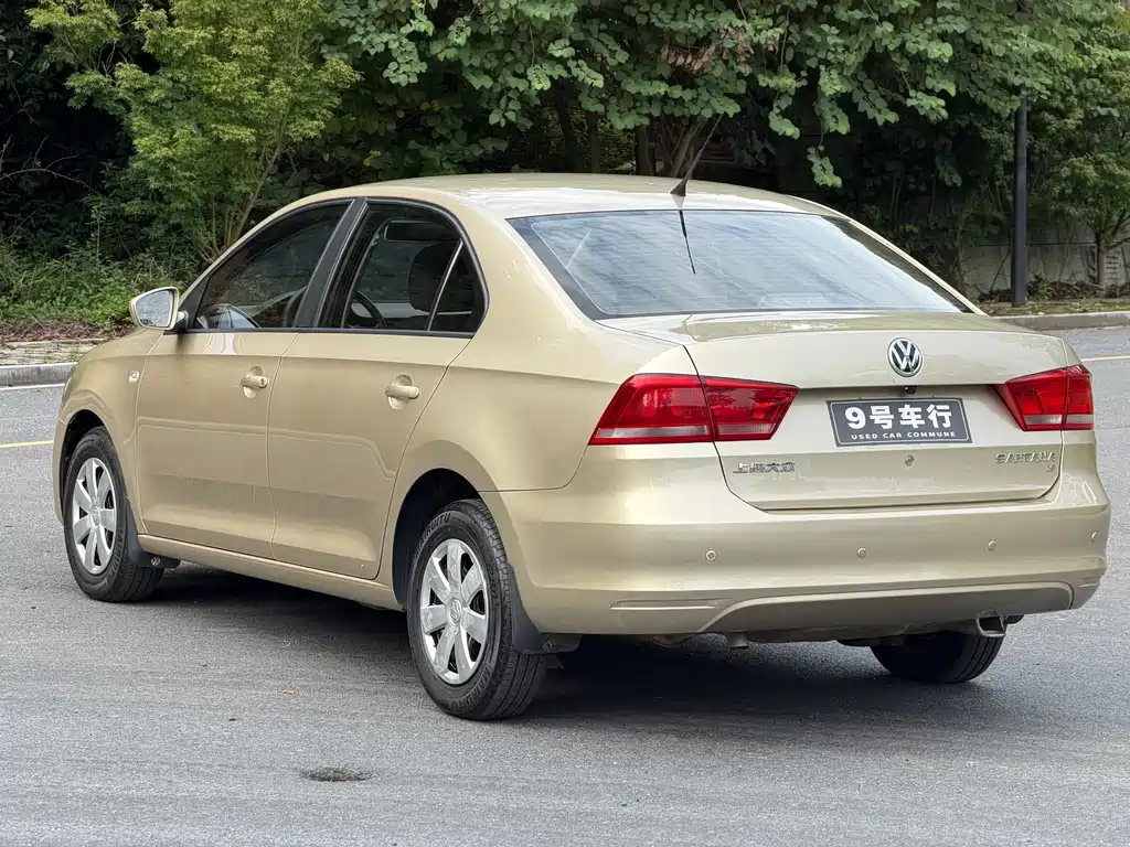 Volkswagen Santana — миниатюра 8