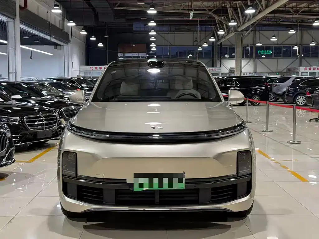 Li Auto Li L8 — миниатюра 3