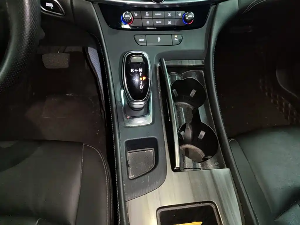 Buick LaCrosse — миниатюра 14