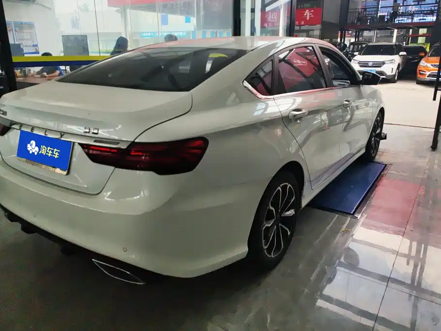 Geely Binrui — миниатюра 3