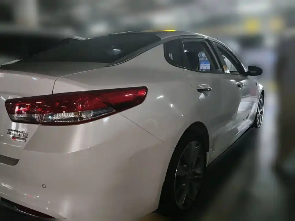 Kia K5 — миниатюра 6
