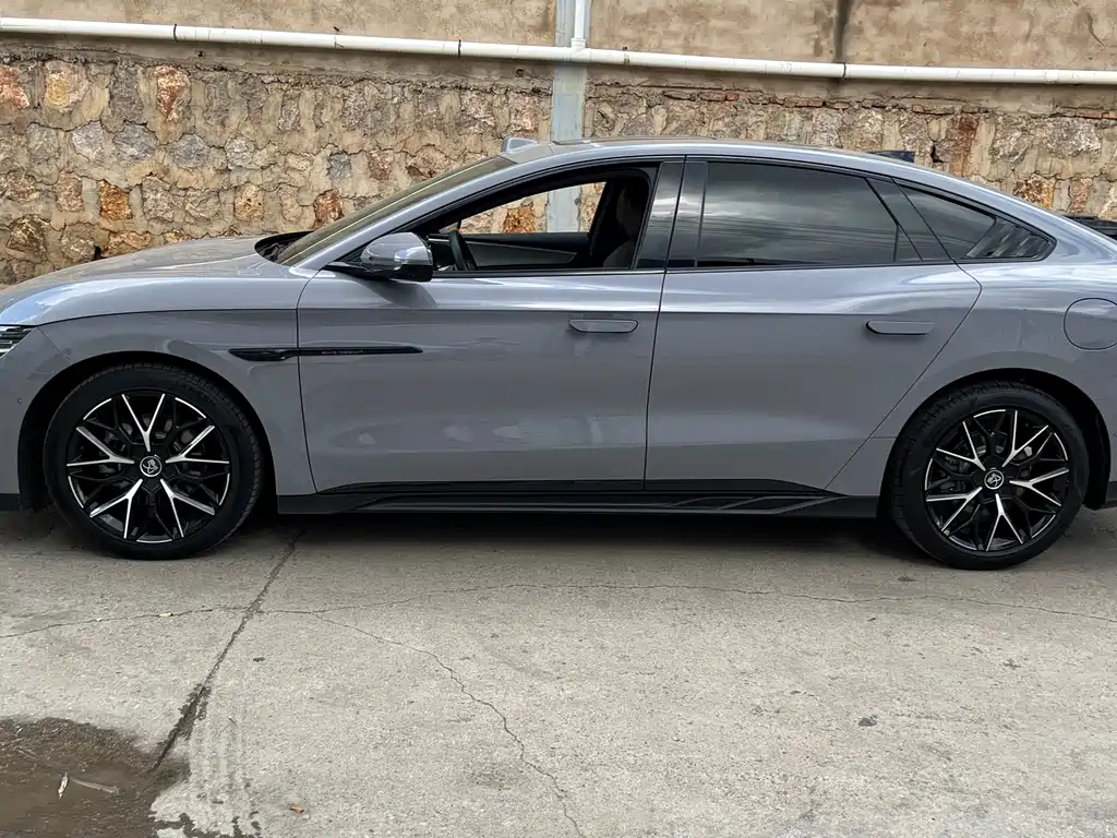 BYD Han — миниатюра 4