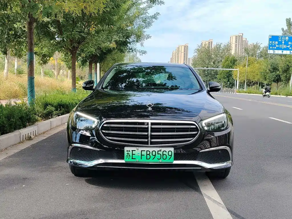 Mercedes-Benz E-Class New Energy — миниатюра 2