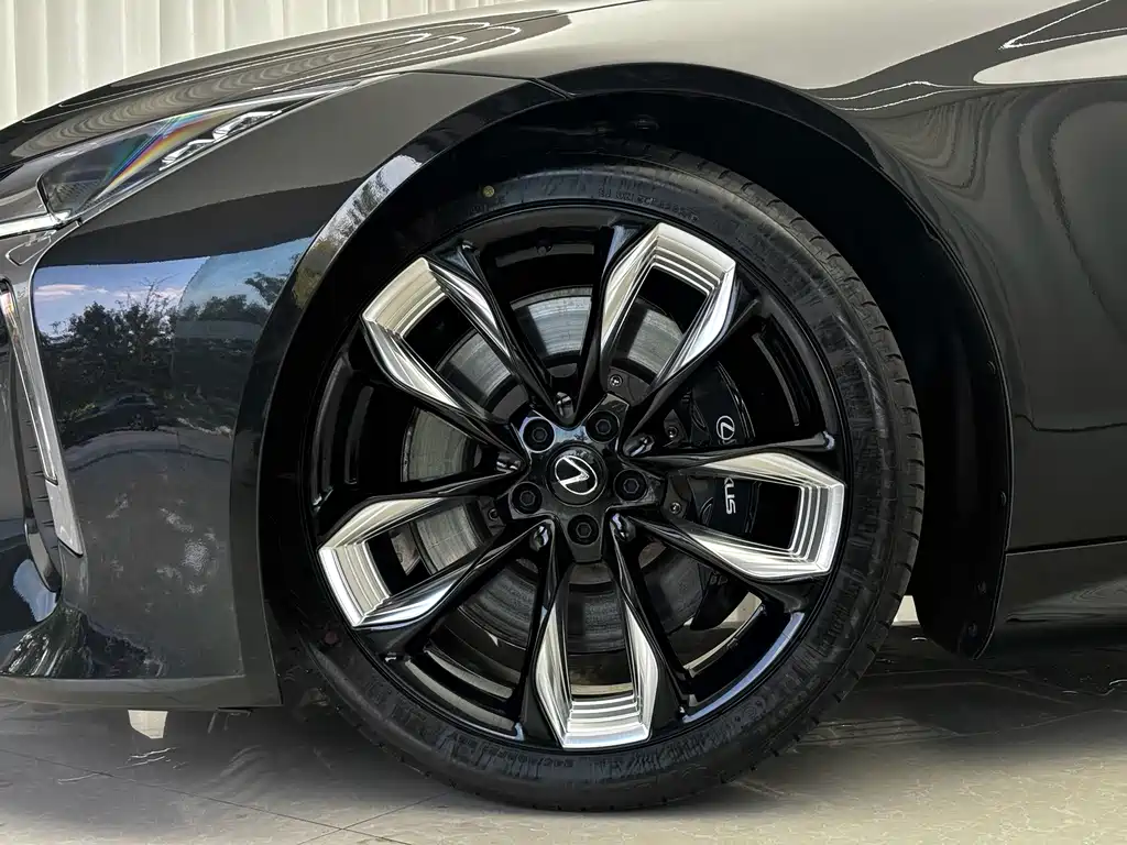 Lexus LC — миниатюра 4