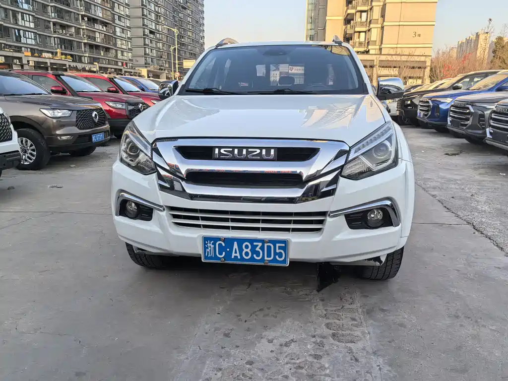ISUZU D MAX