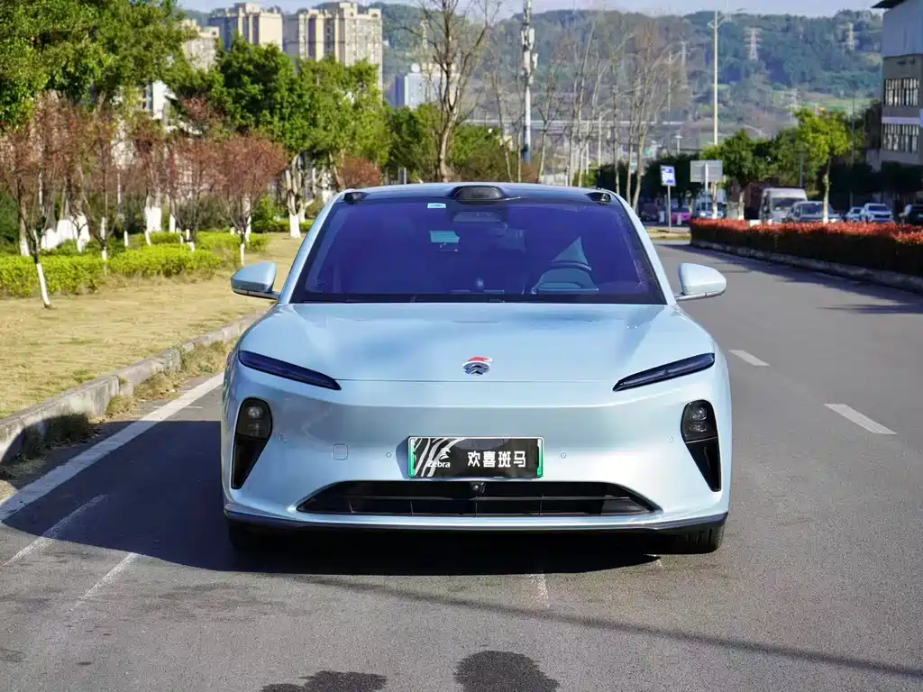 NIO NIO ET5T