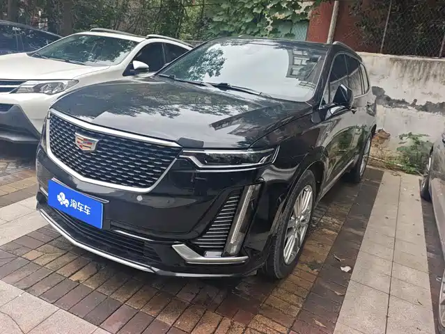 Cadillac XT6