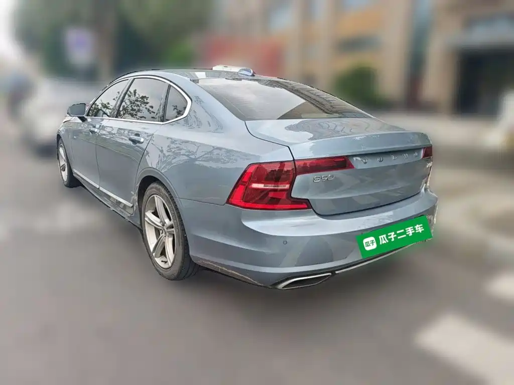 Volvo S90 — миниатюра 25