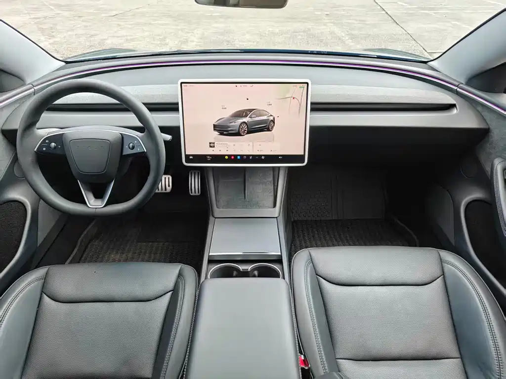 Tesla Model 3 — миниатюра 4