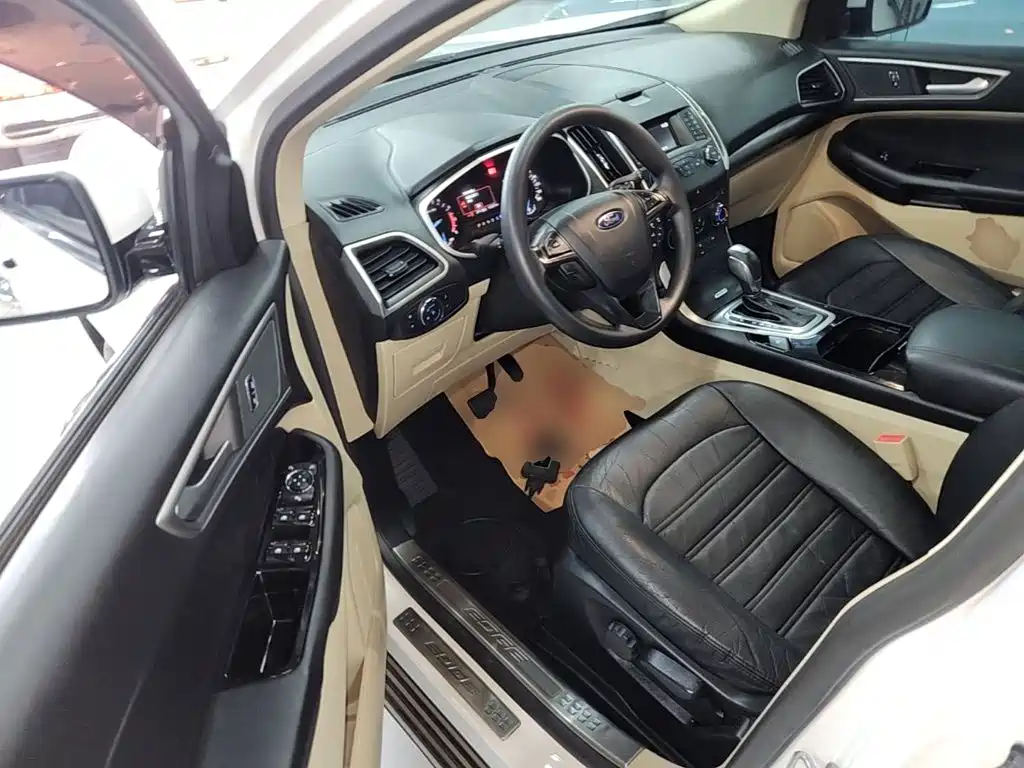 Ford Edge — миниатюра 16