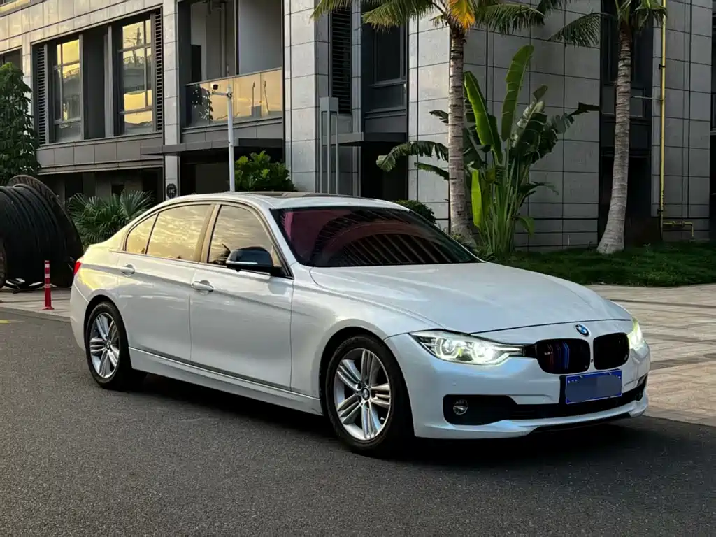 BMW 3 Series — миниатюра 3