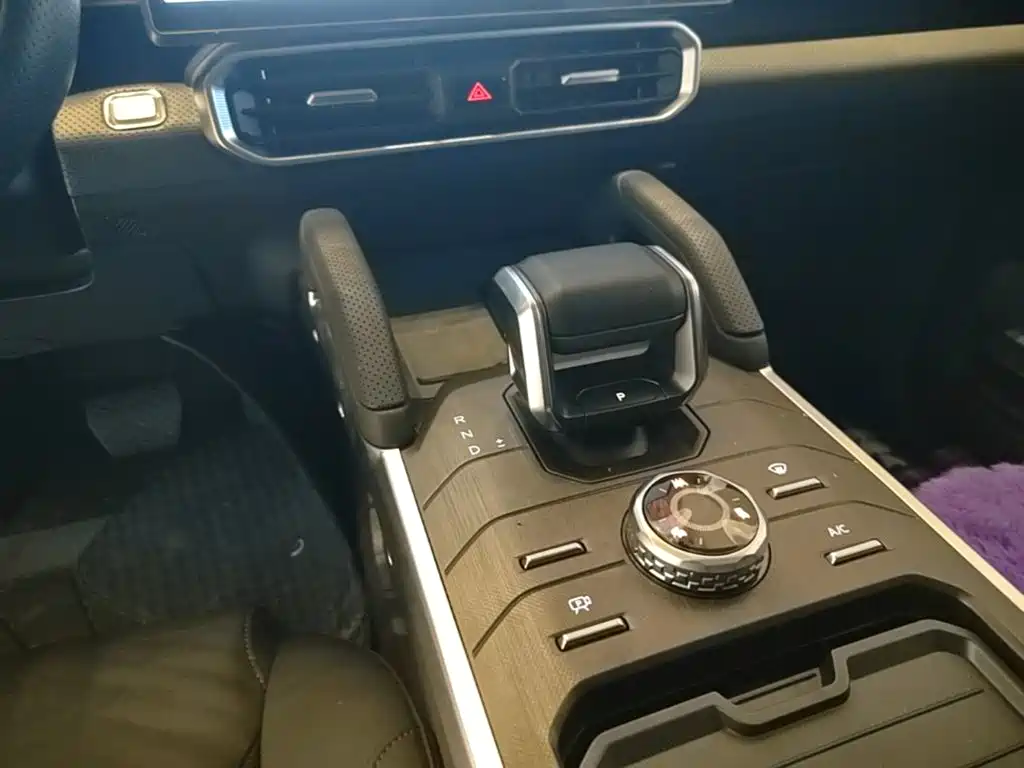 Jetour Traveller — миниатюра 14