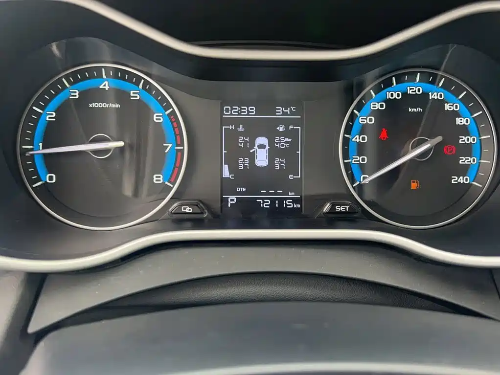 Geely Emgrand — миниатюра 3