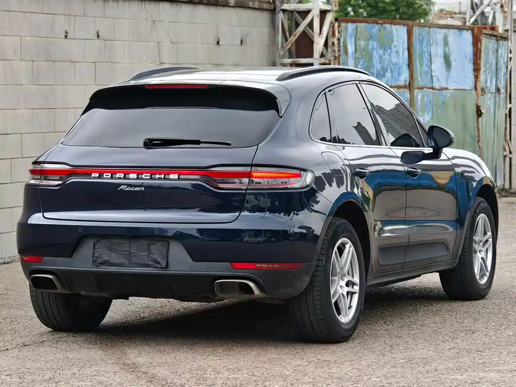 Porsche Macan — миниатюра 6