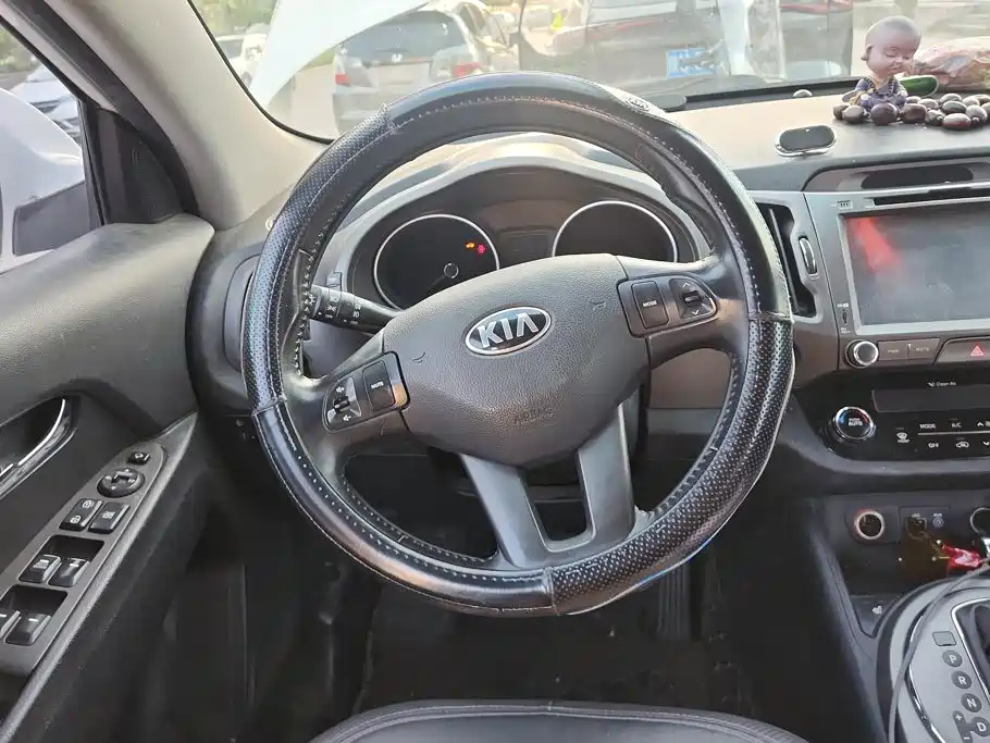 Kia Sportage — миниатюра 15