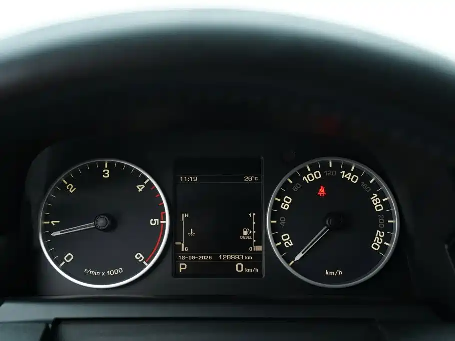 Land Rover Discovery — миниатюра 35