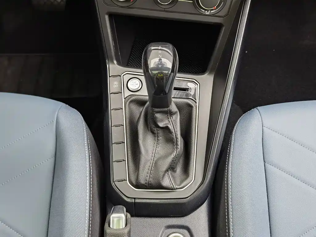 Volkswagen Lavida — миниатюра 13