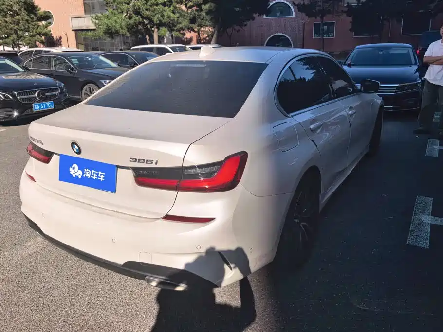 BMW 3 Series — миниатюра 3