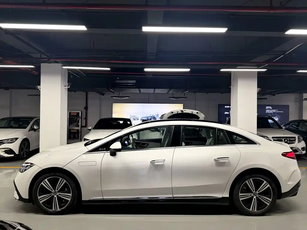 Mercedes-Benz EQE — миниатюра 8