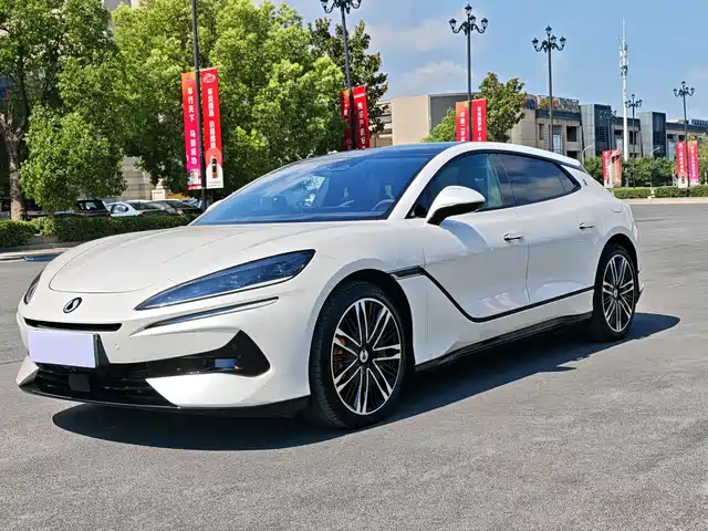 2024 Denza Z9