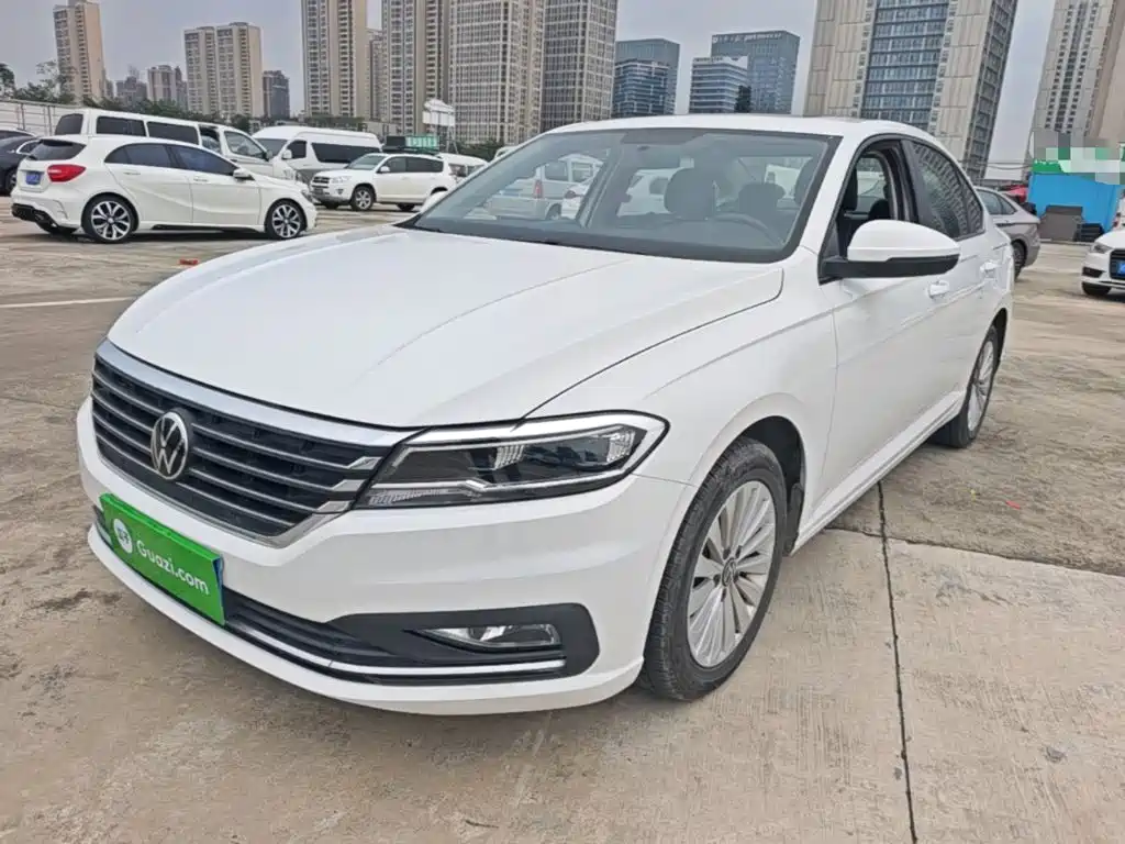 Volkswagen Lavida — миниатюра 2