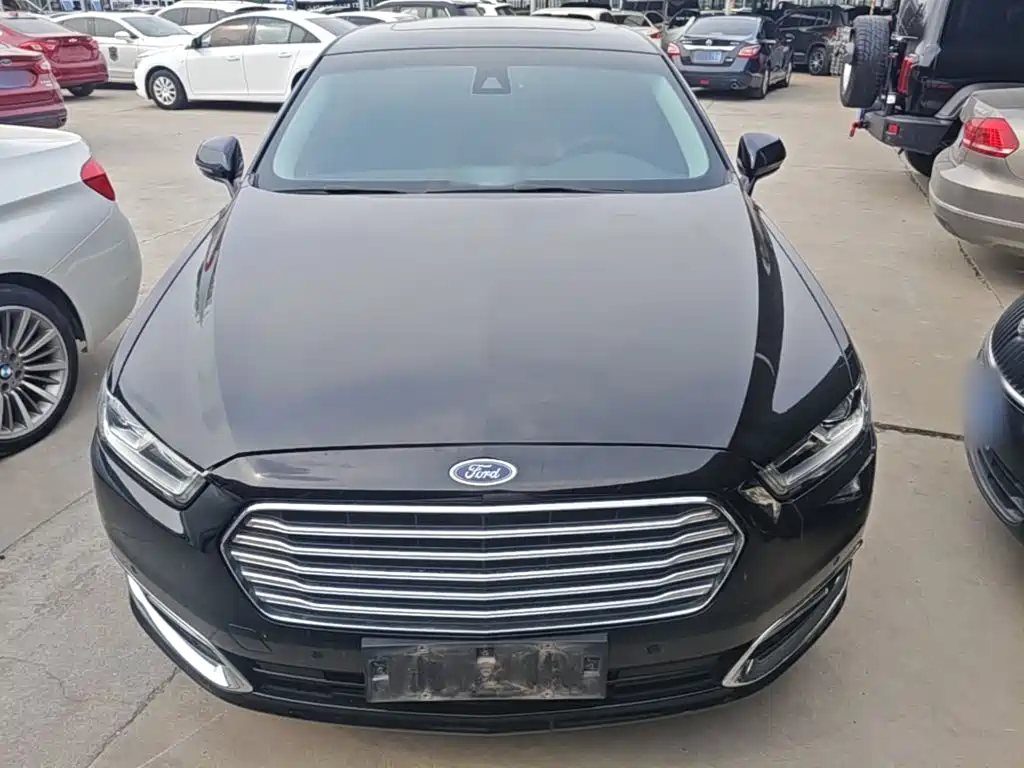 Ford Taurus — миниатюра 3