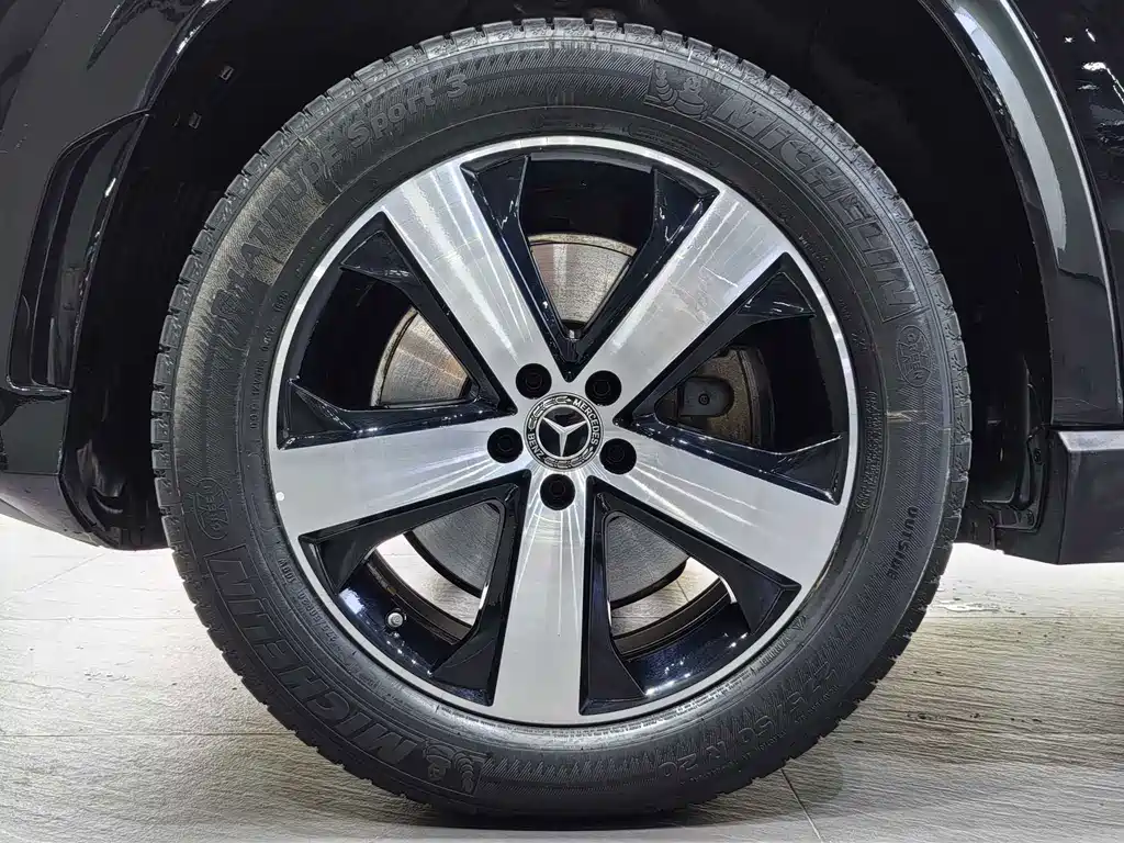 Mercedes-Benz GLS — миниатюра 8