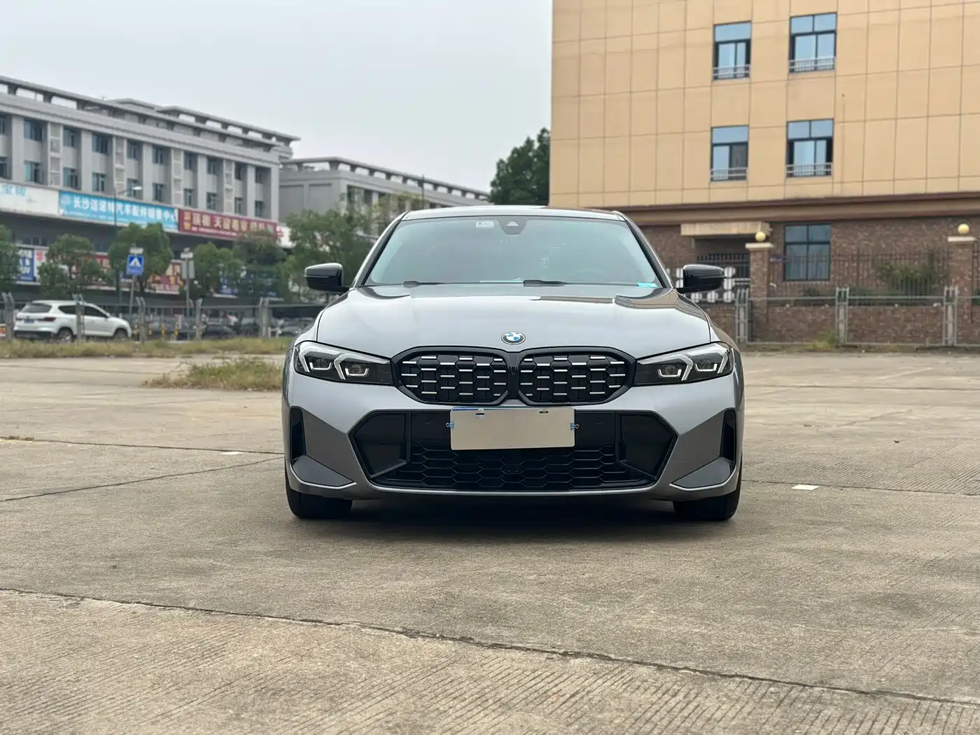 宝马3系 2023款 325Li M运动曜夜套装 2023
