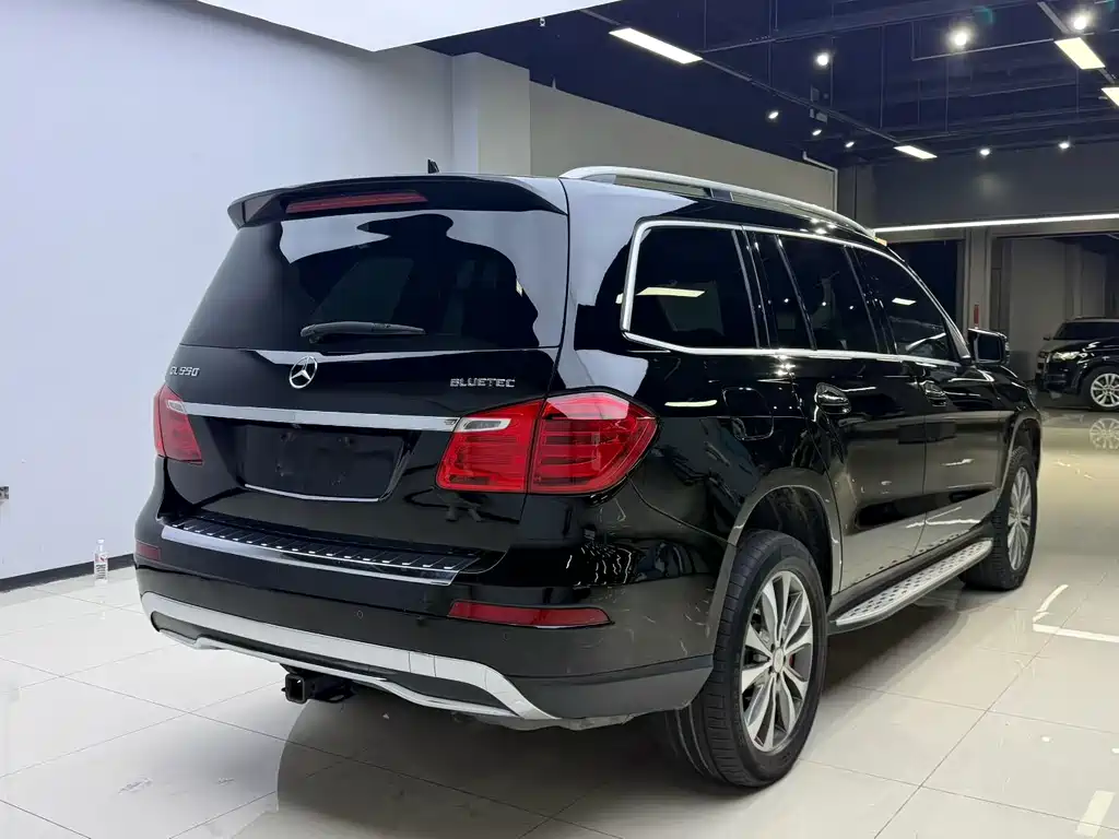 Mercedes-Benz GL-Class — миниатюра 9