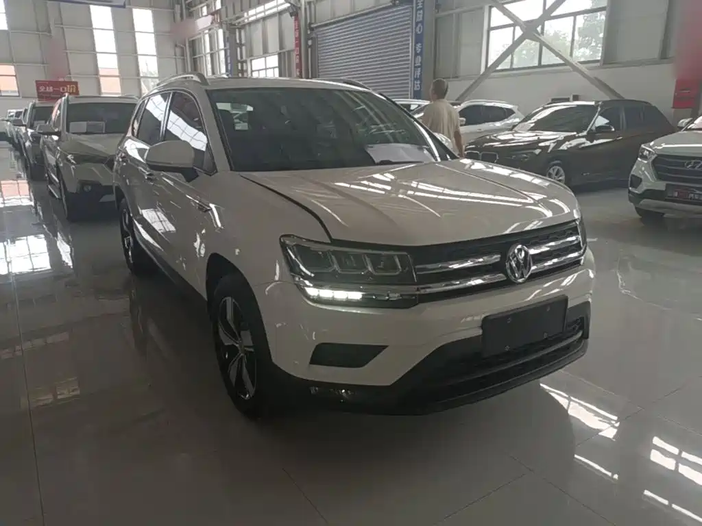 Volkswagen Tharu — миниатюра 4
