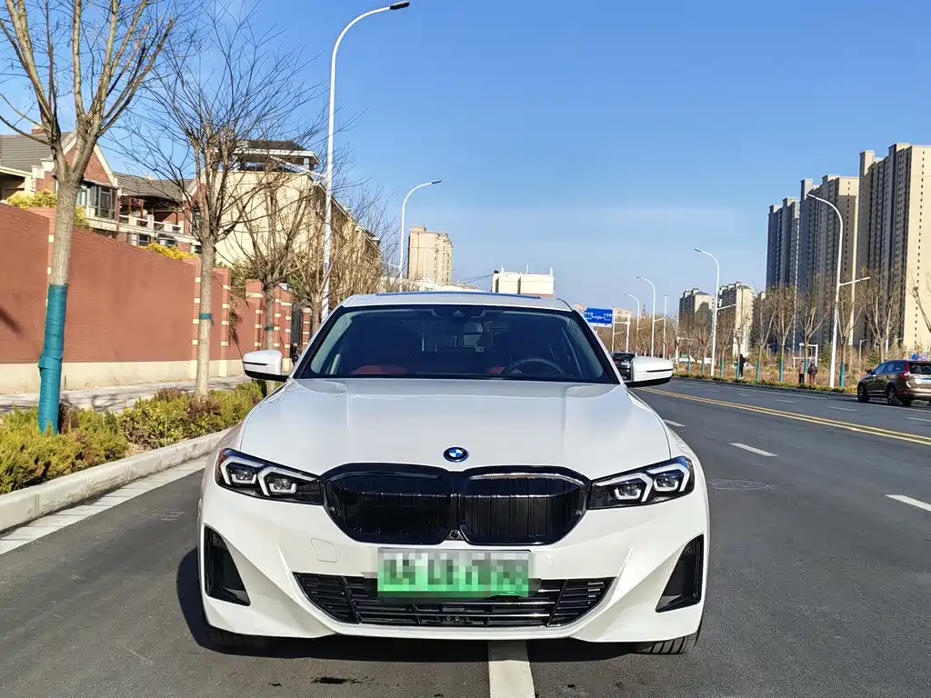 BMW i3 2025 eDrive 35 L