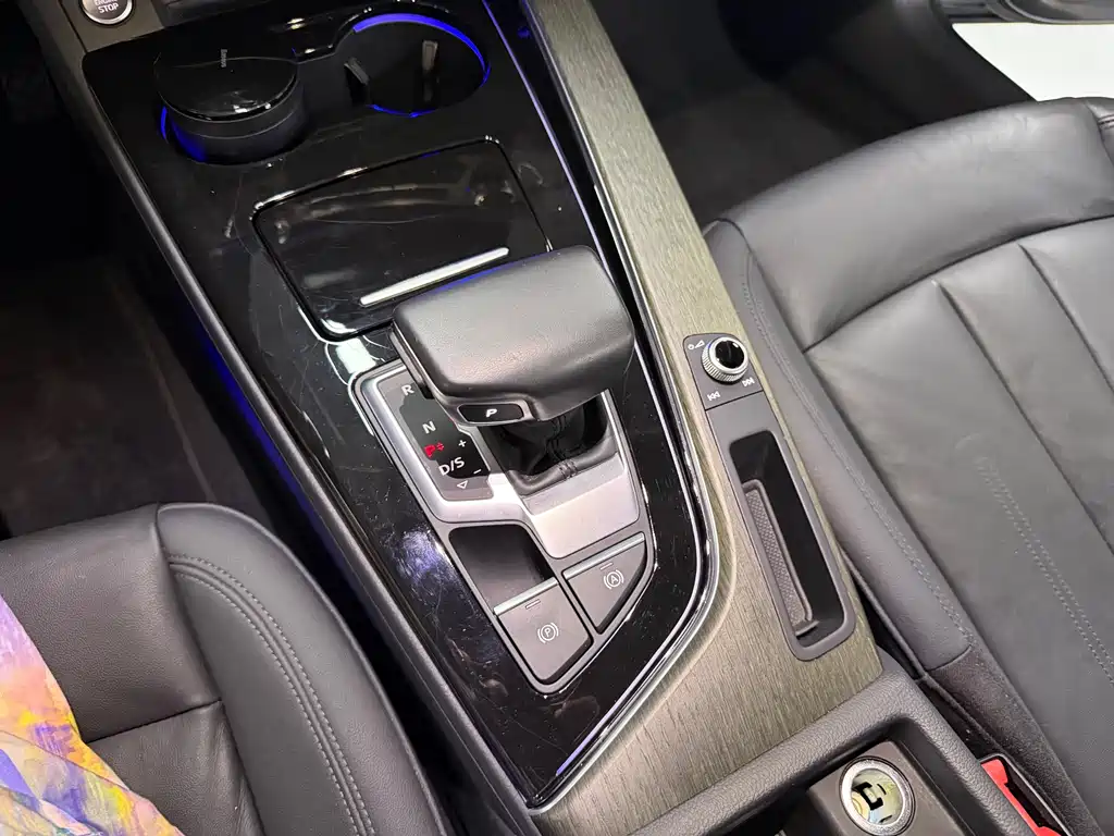Audi A4 (Import) — миниатюра 11