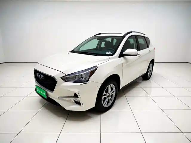2017 Haval M6