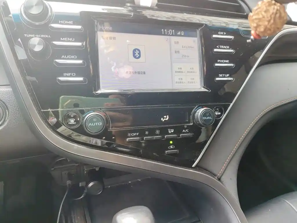 Toyota Camry — миниатюра 15